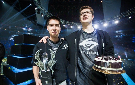 LPL夏季赛常规赛第二周趣味数据：热门英雄胜率仅泰坦达50%